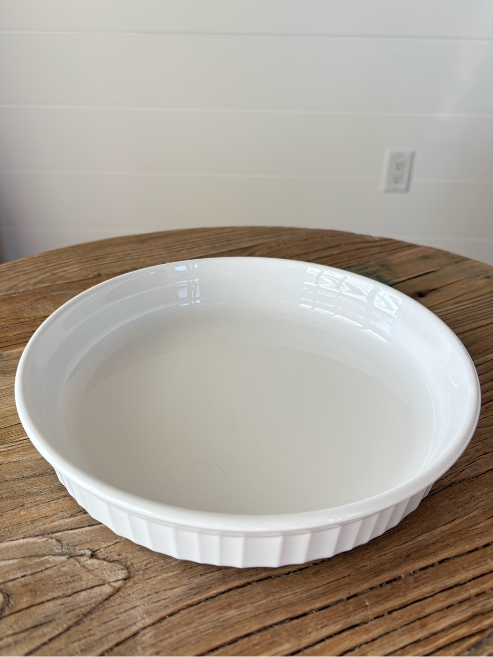 Vintage Corning Ware White F-8-B Quiche Or Pie Plate 8-1/2"